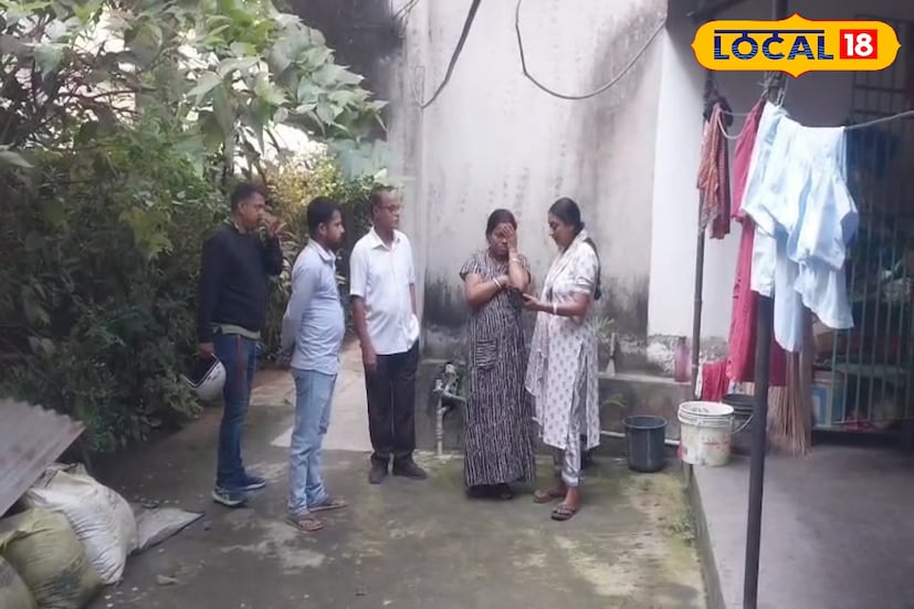 ঘটনার খবর পেয়ে বন দফতরের কর্মী ও মাটিগাড়া থানার পুলিশ ঘটনাস্থলে পৌঁছে তল্লাশি শুরু করে। লেপার্ডের গতিবিধি নজরে রাখতে এলাকায় বসানো হয়েছে ট্র্যাপ ক্যামেরা। পাশাপাশি মাইকিং করে সাধারণ মানুষকে সতর্ক থাকতে অনুরোধ জানানো হচ্ছে। (ছবি ও তথ্য: ঋত্বিক ভট্টাচার্য)