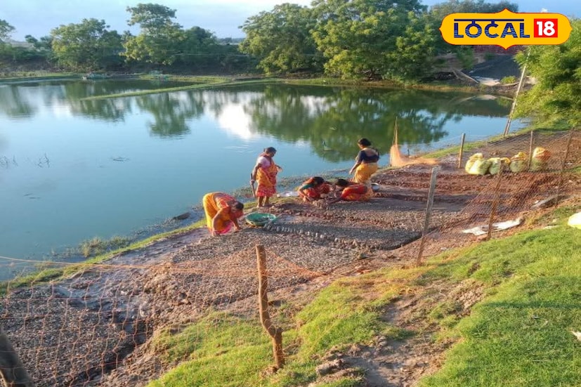 ২০০৯ সালের ‘আয়লা’ থেকে শুরু করে সাম্প্রতিক ‘ইয়াস’ বা ‘আমফান’- প্রতিটি ঘূর্ণিঝড় সুন্দরবনের মানুষের জীবনে ক্ষতচিহ্ন রেখেছে। সেই বিপর্যয়ই যেন আবার তাঁদের লড়াইয়ের জেদও বাড়িয়েছে। নদীর বাঁধ রক্ষা করতে, ঘরবাড়ি বাঁচাতে আজ এই মহিলারাই হয়ে উঠেছেন প্রকৃতির প্রকৃত রক্ষক।