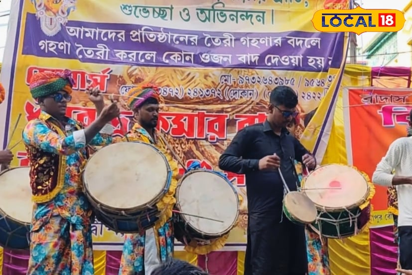 এবারও রাম শ্যাম ঢোল তাসা, শিবাজী ডঙ্কা, বোল বম, রোমিও, কৃষ্ণা ঢোল, ক্রান্তি ঢোল, সরাফত ঢোল তাসা, শেষনাগ, নিউ জামিনি ঢোল তাসা সহ আরও একাধিক নামিদামি দল আসবে কাটোয়ার বিভিন্ন ক্লাবে। দর্শকদের কাছে এই ঢোল-তাসার লড়াইও অন্যতম আকর্ষণ। সব মিলিয়ে কলকাতার তাসা এখন কাটোয়ার কার্তিক লড়াইয়ের অঙ্গ ও আবেগ দুটোই।তথ্য ও ছবি : বনোয়ারীলাল চৌধুরী