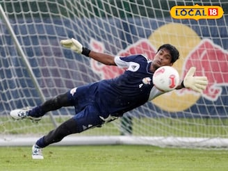 'স্পাইডারম্যানের জালেই' ধরা পড়ছে ভবিষ্যতে ভারতীয় ফুটবলের আশা! প্রতিভার খোঁজে সুব্রত পাল