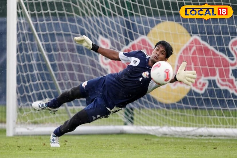 উত্তর ২৪ পরগনা, রুদ্র নারায়ণ রায়: নতুন ইনিংস শুরু করেছেন ফুটবলের এই 'স্পাইডারম্যান'। মাঠে নয়, এবার প্রতিভা গড়ার লড়াইয়ে বাংলার বিখ্যাত প্রাক্তন ফুটবলের গোলকিপার সুব্রত পাল