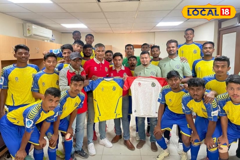 রিলায়েন্স ইউথ ফুটবল টুর্নামেন্টের মাধ্যমে জেলার চল্লিশটি ফুটবল কোচিং ক্যাম্প এতে অংশ নেয়। অনূর্ধ্ব ৭, ৯ ও ১১ বিভাগে ছেলেমেয়েরা একসঙ্গে খেলেছে, আর অনূর্ধ্ব ১৩ বিভাগে ছেলেদের ও মেয়েদের জন্য ছিল আলাদা বিভাগ। সম্প্রতি সোদপুরে শেষ হয় এই টুর্নামেন্টের ফাইনাল পর্ব