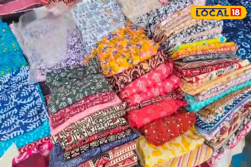 পর্যটক ও স্থানীয়দের উপস্থিতিতে প্রথম দিনেই হাট জমে ওঠে। বাউল এর সঙ্গে ফোক সংগীতের সঙ্গে মিশে যায় হস্তশিল্পের রঙ,যা বোলপুর শান্তিনিকেতনের সংস্কৃতিকে নতুন মাত্রা দিয়েছে। তবে পরিবেশবিদরা সতর্ক করেছেন, নতুন হাট আয়োজনের ক্ষেত্রে পরিবেশের ভারসাম্য ও পরিচ্ছন্নতা বজায় রাখা প্রয়োজন। প্রশাসন জানিয়েছে, হাট প্রাঙ্গণে আবর্জনা ব্যবস্থাপনা ও পরিবেশবান্ধব নীতি মেনে চলার ব্যবস্থা করা হচ্ছে। ছবি ও তথ্য: সৌভিক রায়