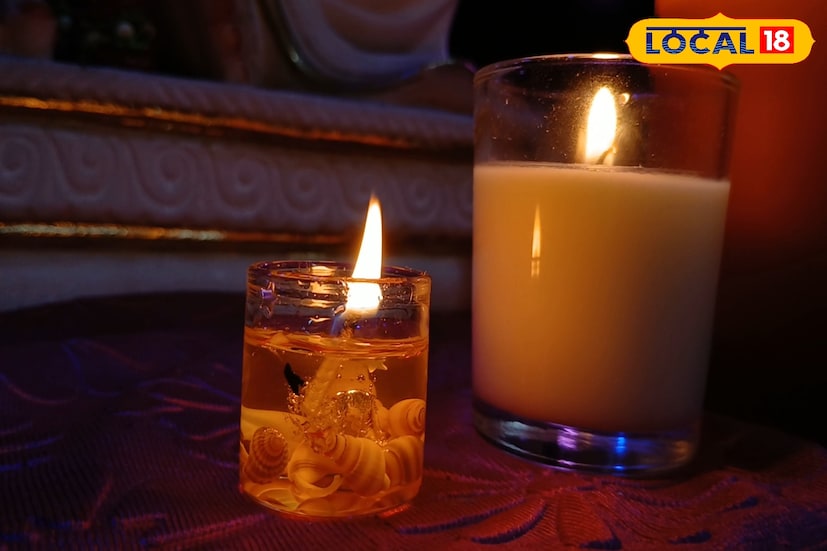 বাড়িতে বসেই শুরু করতে চান ব্যবসা ? কিন্তু পুঁজি খুব সামান্য ? তাহলে এই ব্যবসায় স্বল্প বিনিয়োগে রয়েছে আকর্ষণীয় লাভের সুযোগ। শুধু দরকার বিভিন্ন ক্রিয়েটিভ ডিজাইন ও সোশ্যাল মিডিয়া অ্যাকাউন্ট। 