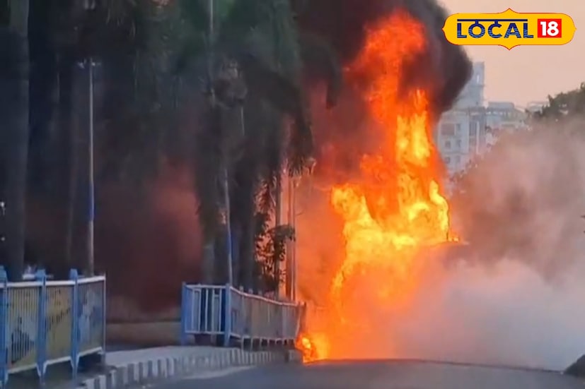 *কিছুক্ষণ চেষ্টার পর আগুন নিয়ন্ত্রণে আসে। তবে হতাহতের কোনও খবর নেই। স্থানীয় সূত্রে খবর, বিকেলে তেল সরবরাহের জন্য ট্যাঙ্কারটি পাম্পে ঢোকার আগেই চালক প্রথমে ধোঁয়া লক্ষ্য করেন। সন্দেহ হওয়ায় তিনি পাম্পের সামনে থামেননি, তখন দ্রুত গাড়িটিকে নিরাপদ দূরত্বে নিয়ে যাওয়ার চেষ্টা করেন।