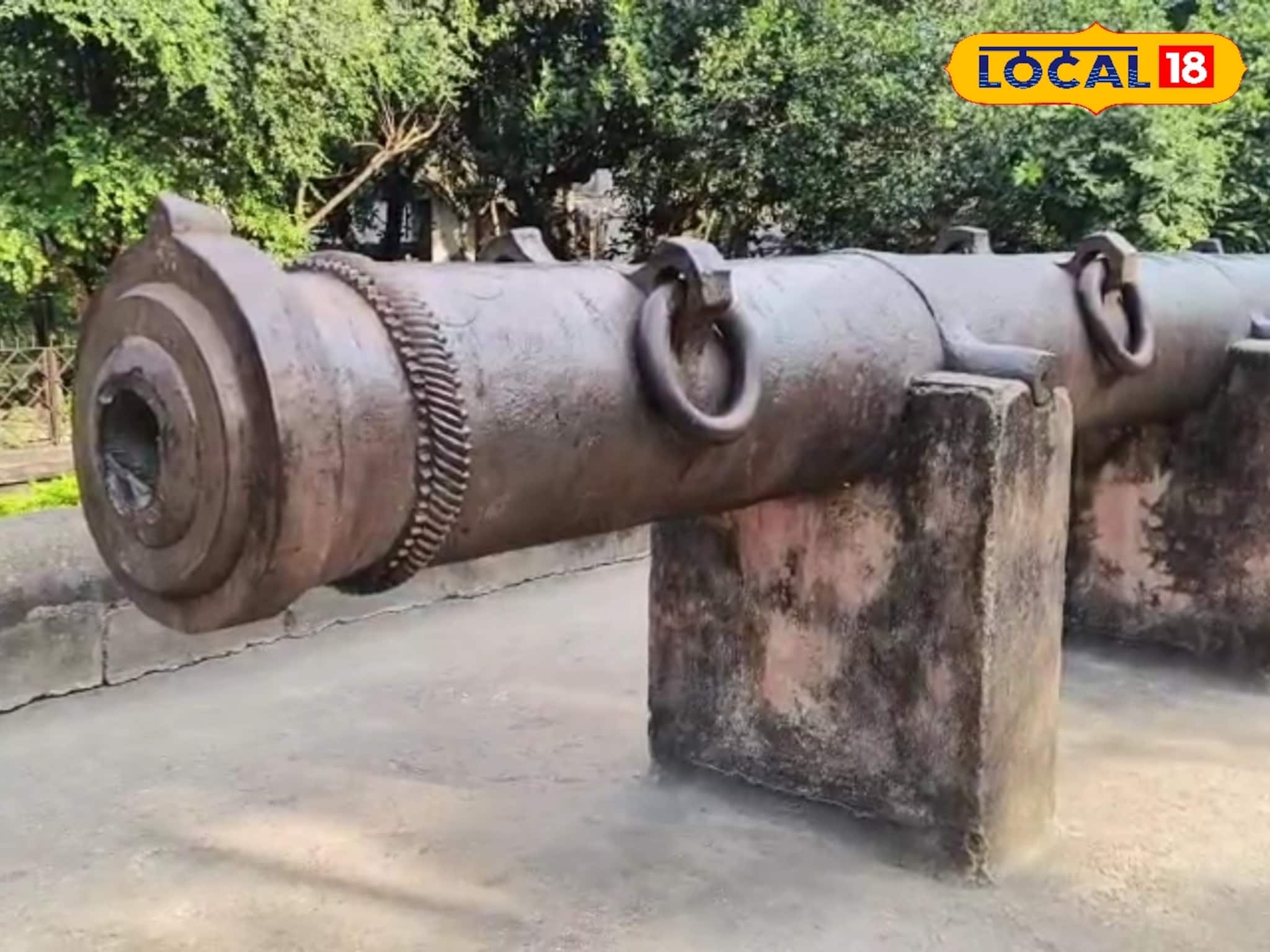 Murshidabad Tourism: ইতিহাসের সাক্ষী হয়ে আজও দাঁড়িয়ে, সংরক্ষণের অভাবে পড়ে রয়েছে অষ্টধাতুর জাহানকোষা কামান, শীতের ছুটিতে ঢুঁ মারুন