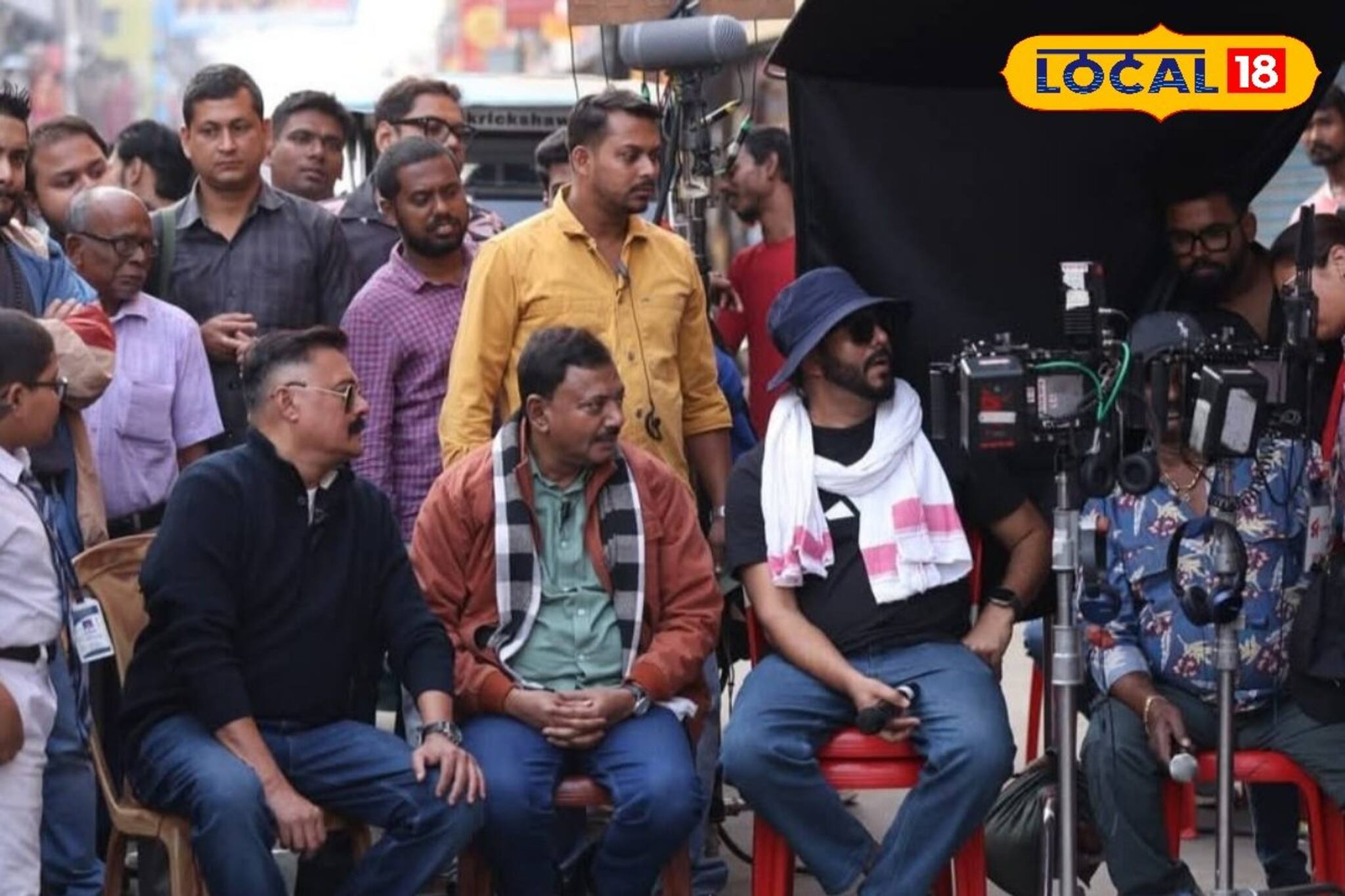 North 24 Parganas News: ব্যারাকপুর-নৈহাটির রাস্তায় ধুন্ধুমার কাণ্ড...! উপচে পড়া ভিড় কাতারে কাতারে মানুষের, জানলে আপনিও ছুটবেন