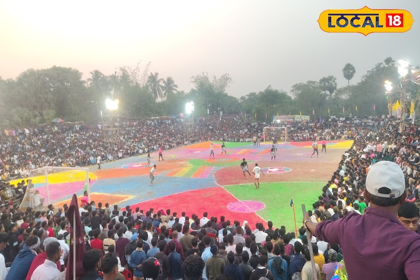 বাইনান কড়িয়া শান্তি সংঘের দুই দিন ব্যাপী ফুটবল প্রতিযোগিতায় লক্ষ লক্ষ টাকা মূল্যের পুরস্কার। জেলায় ক্রিকেট, ফুটবল প্রতিযোগিতায় পুরস্কার হিসেবে বাইক সহ অন্যান্য পুরস্কার দেখা গিয়েছে। তবে পুরস্কারের তালিকায় চারচাকা বিরল। স্বাভাবিকভাবেই তাই পুরস্কার তালিকায় জোড়া চারচাকা আলাদাভাবে নজর কেড়ে নিচ্ছে।