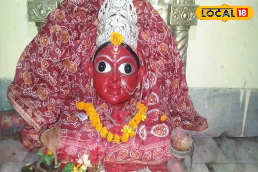 রাজা বসন্ত রায়ের আমলে মুলুটি গ্রামে গড়ে তোলা ১০৮ টি শিব মন্দির সংস্কারের অভাবে ভেঙ্গে গিয়েছে৷ বর্তমানে সেখানে রয়েছে ৭২টি মন্দির। তাই মন্দির নগরীও বলা হয় মলুটি গ্রামকে। 