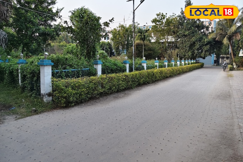 নদিয়া জেলার তেহট্ট ব্লকে আবর্জনা-ও-প্লাস্টিক মুক্ত গ্রাম পঞ্চায়েত হিসেবে স্বীকৃতি পেল তেহট্ট গ্রাম এবং তেহট্ট এক নম্বর গ্রাম পঞ্চায়েতের পাথরঘাটা এক নং গ্রাম পঞ্চায়েত। ছবি ও তথ্য: মৈনাক দেবনাথ