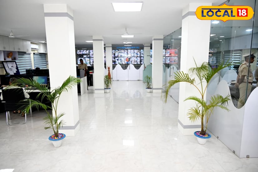 পুলিশ সূত্রে খবর এই কক্ষটির দ্বারা আরও সচল হবে পুলিশের সেবা। নজরদারি আরও সুঠাম হবে। জনসাধারণের মধ্যেও তৈরি হয়েছে একটি সুরক্ষার আবহাওয়া। বাঁকুড়ার বাসিন্দা অমলরাজ বন্দ্যোপাধ্যায় বলেন, 