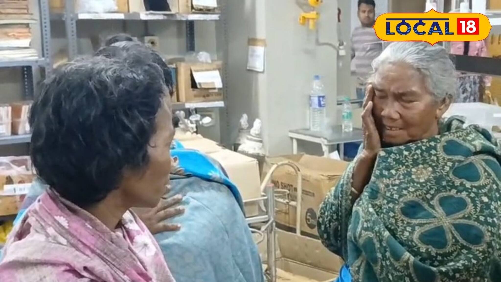 পরিবার থেকে আলাদা হয়ে যাওয়া লক্ষ্মী ঘরে ফিরছে দীর্ঘ সময় পর, ফেরাল সেই হ্যাম রেডিও!