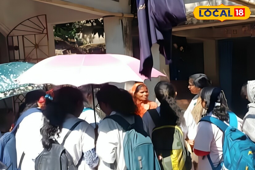 আয়ুর্বেদ সেবক সঙ্ঘের সম্পাদক সুকমল মাইতির কথায়, “শুধু চিকিৎসা নয়, ভেষজ গাছের সঠিক ব্যবহার সম্পর্কেও গ্রামবাসীকে সচেতন করা হয়েছে। তাঁদের হাতে আমলকি চারা তুলে দেওয়া হয়েছে। ভবিষ্যতেও নির্দিষ্ট সময় অন্তর এই গ্রামে এসে বিনা খরচে আয়ুর্বেদ চিকিৎসা পরিষেবা দেওয়া হবে।” 