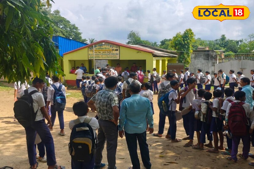 ইতিমধ্যেই এই স্কুল তার হাত দিয়ে রাজ্যে নাম উজ্জ্বল করেছে। একাদশ-দ্বাদশের ল্যাব সাজিয়ে দেন। নিখরচায় পড়িয়েছেন বহু ছাত্রছাত্রীকে, দিনের পর দিন। তাঁরই উদার শিক্ষকতায় এই স্কুল দীর্ঘ দিনই উচ্চ মাধ্যমিক পরীক্ষায় কলা বিভাগ থেকে খুব ভাল ফল করে। এক বছর কলা বিভাগ থেকেই রাজ্যে নবম স্থান অধিকার করেন এক ছাত্রী।