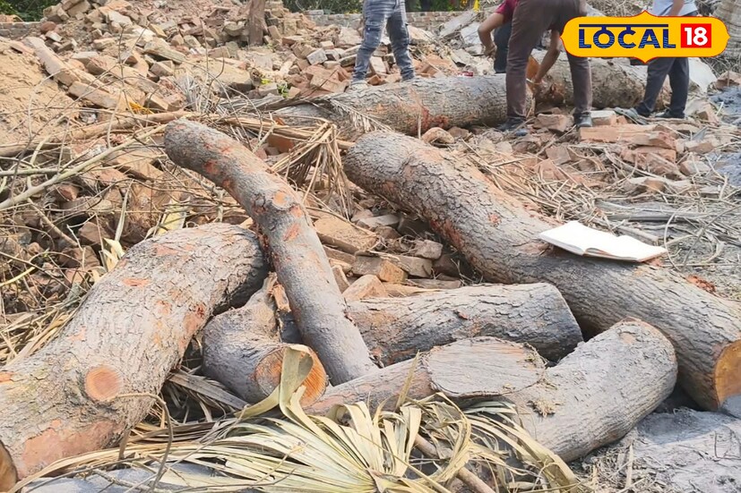 যদিও এই বিষয় স্থানীয় কাউন্সিলার খোকন মণ্ডল জানান, 