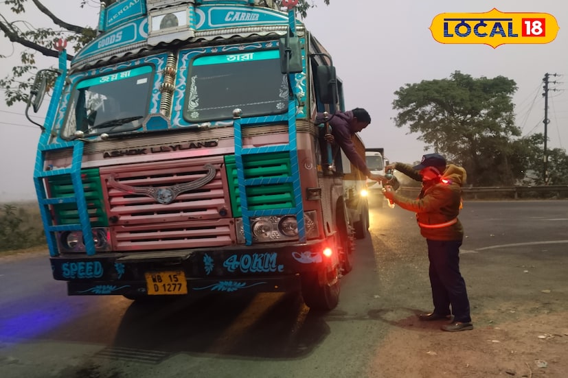নবাবহাট থেকে গুসকরা হয়ে আউশগ্রামের ভেদিয়ার অবন সেতু পর্যন্ত ১১৪ নম্বর জাতীয় সড়কটি প্রায় ৪৬ কিলোমিটার দীর্ঘ। দক্ষিণবঙ্গ থেকে উত্তরবঙ্গের সংযোগকারী এই সড়কে সারাদিন প্রচুর ভারী যান চলাচল করে। বলগোনা মোড়, বড়া চৌমাথা-সহ কয়েকটি এলাকায় প্রায়ই বড়সড় দুর্ঘটনা ঘটে। স্থানীয়দের দাবি, গত এক বছরে এই পথে ৩০–৪০টি ছোট-বড় দুর্ঘটনা ঘটেছে।