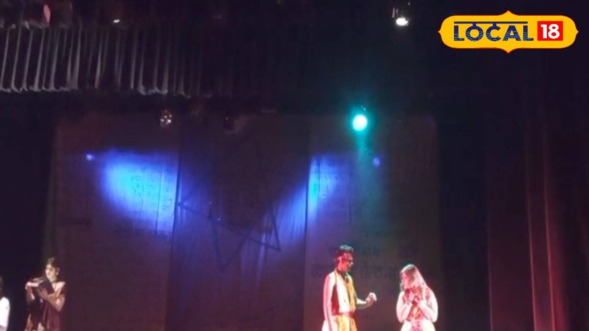 জয়নগরে চলছে নাট্যমেলা! শীতের আমেজ গায়ে মেখে ডুবে যান নাটক দেখার আনন্দে