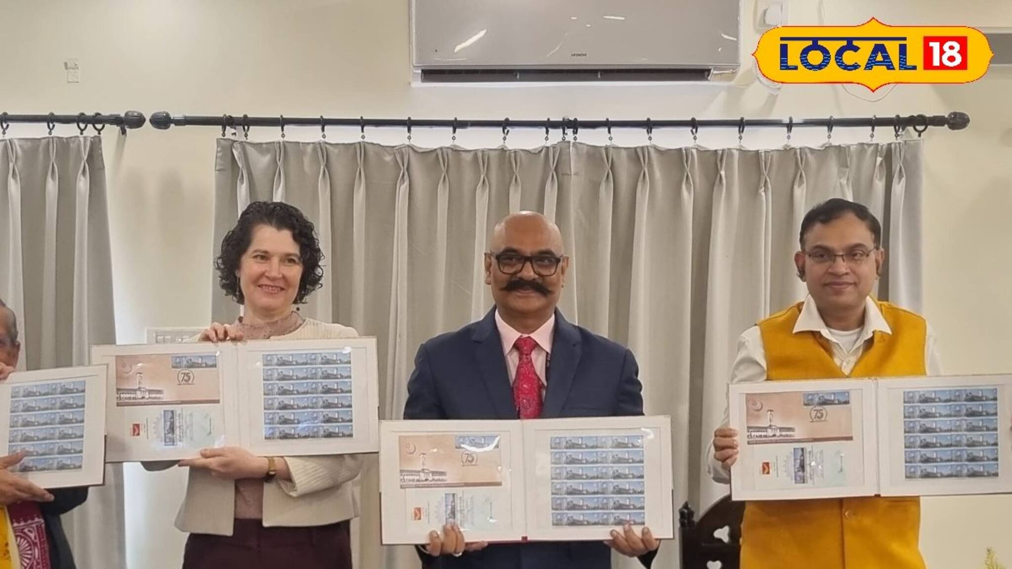 বাঙালির গর্ব! এবার ডাকটিকিটে আইআইটি খড়গপুর, জাতীয় স্তরে নতুন দিগন্ত