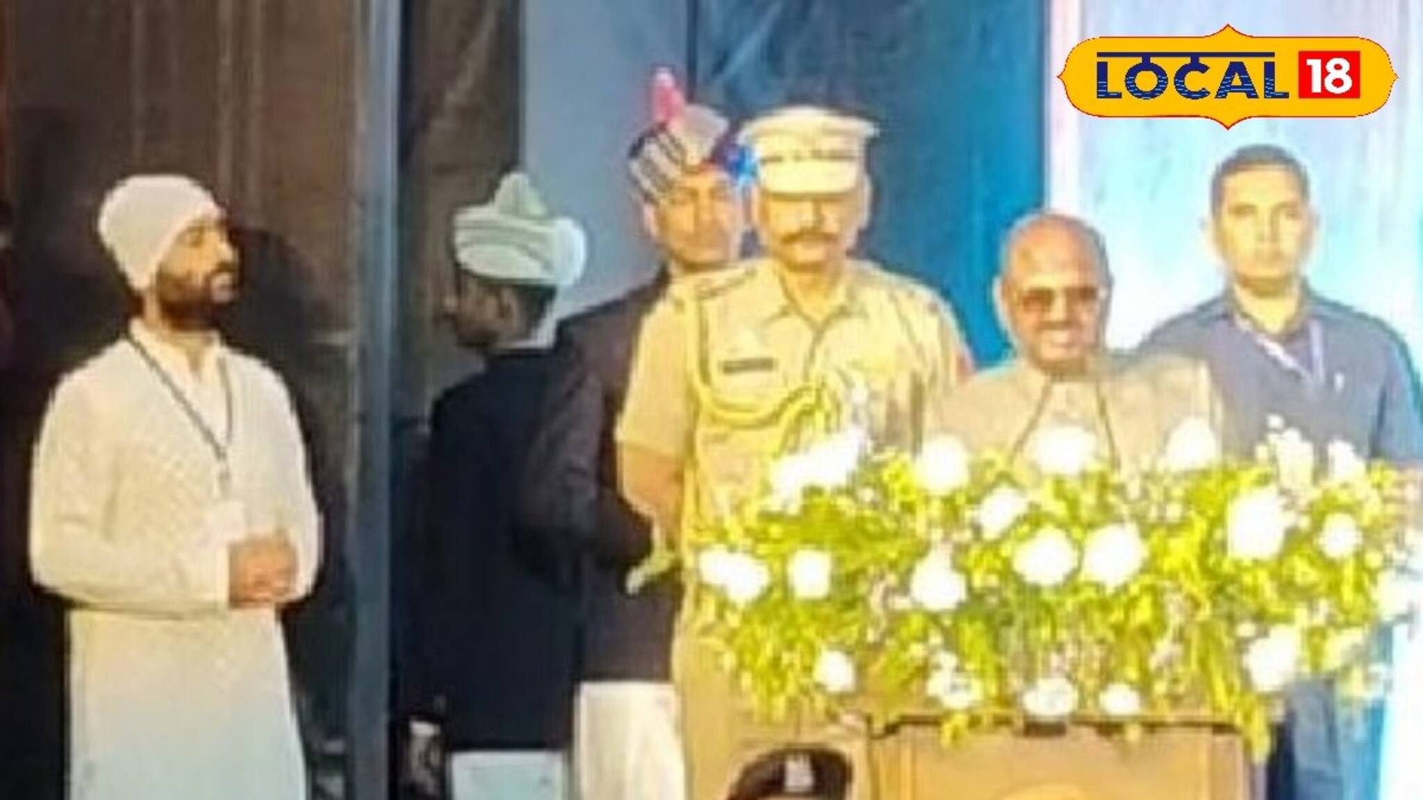 জিয়াগঞ্জে শুরু বিশেষ ওয়ার্কশপ! অরিজিৎ-কে পাশে নিয়ে আবেগে ভাসলেন খোদ রাজ্যপাল