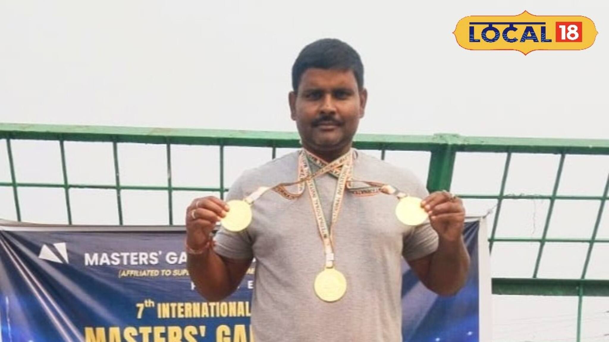 সাংবাদিকতা করেই স্বপ্নপূরণ বিশ্ব জয়ের! আন্তর্জাতিক খেলায় স্বর্ণপদক জয় মালদহের ৪০ ঊর্ধ্ব উদয় মণ্ডলের