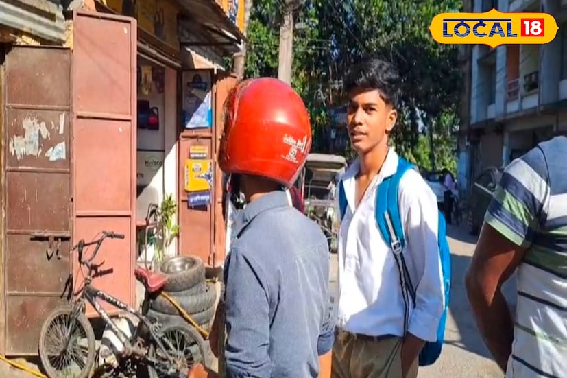 স্থানীয়দের দাবি, এমন বড় আকারের সাপ এর আগে তারা কখনও শহরের মধ্যে দেখেননি। একজন প্রত্যক্ষদর্শী বলেন, “এত বড় সাপ এখানে কীভাবে এলো, ভাবতেই পারছি না। দূর থেকে দেখলেও গা শিউরে উঠছে।” আরেকজন জানান, প্রথমে তারা মনে করেছিলেন গাছের ফাঁকে কোনও কাপড় কিংবা ঝুলে থাকা ডাল দেখা যাচ্ছে, পরে বুঝতে পারেন সেটি আসলে সাপ। 