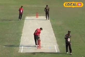 ক্রিকেট মাঠে তারকাদের মেলা! রাজনন্দিনী কাপের মঞ্চে ফসিলস-মল্লিকদের পর আসছেন বীরেন্দ্র সেহবাগ