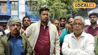 মুর্শিদাবাদ মেডিক্যাল কলেজ হাসপাতালে মৃতের আত্মীয়রা 