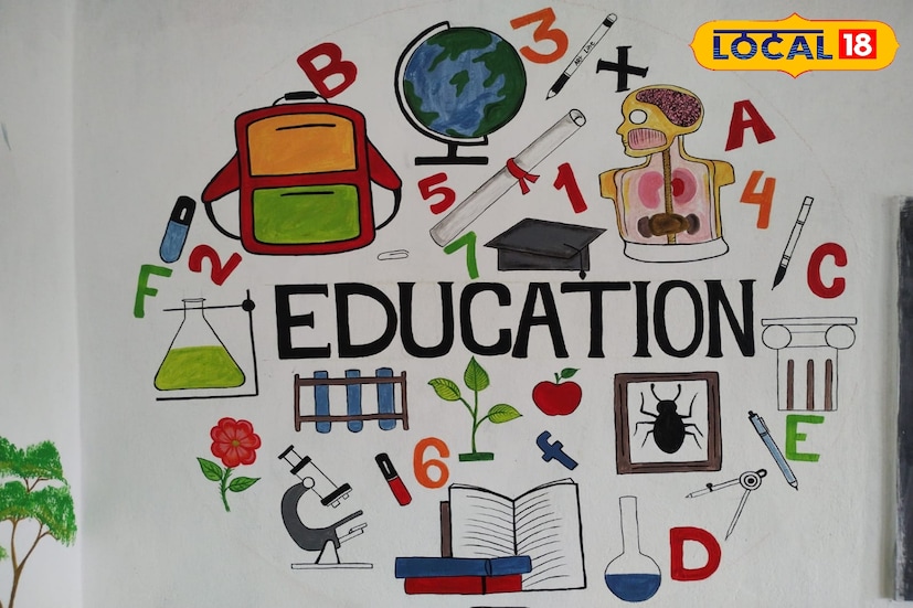 পঠনপাঠন চলাকালীন ছাত্র-ছাত্রীদের উন্মাদনা দেখলেই বোঝা যাবে ঠিক কতটা সাফল্য পেয়েছে এই ছকভাঙা পরিকাঠামো। আর কান চেপে বাবুরাম সাপুড়ে কবিতা মুখস্ত করা নয়। শ্রেণিকক্ষে শিক্ষকের সঙ্গে তালে তাল মিলিয়ে হৈ-হুল্লোড় করে কবিতা শিখছে বাঁকুড়ার খুদে পড়ুয়ারা।