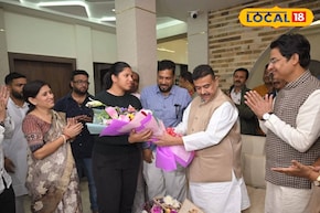 উপহারে ভরিয়ে দিলেন রিচাকে, সোনার গয়না, টাকা, রুপোর ভারত, মিষ্টি মেয়ে বললেন শুভেন্দু