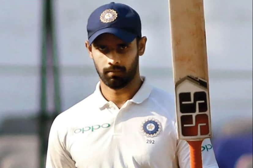 হনুমা বিহারী: ২০২২-২৩ সালের বর্ডার-গাভাস্কার ট্রফিতে ভারতের হয়ে বেশ কয়েকটি ম্যাচ বাঁচানো ইনিংস খেলেছিলেন হনুমা বিহারী। কিন্তু ৩২ বছর বয়সী এই ব্যাটারের কেরিয়ার শেষ হয়ে যায় আগে-ভাগেই। ঘরোয়া ক্রিকেটে প্রচুর রান করলেও, বিশেষজ্ঞদের মতে তাঁর আবার জাতীয় দলে ফেরার সম্ভাবনা এখন খুবই ক্ষীণ।