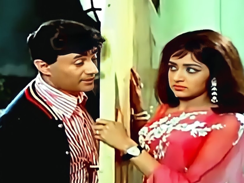 হেমা মালিনীর প্রেমে পাগল হয়ে উঠেছিলেন দেবানন্দ ! কিন্তু পাত্তা দিচ্ছিলেন না নায়িকা, ৭০ দশকের সেই সুপারহিট গান মনে পড়ে?