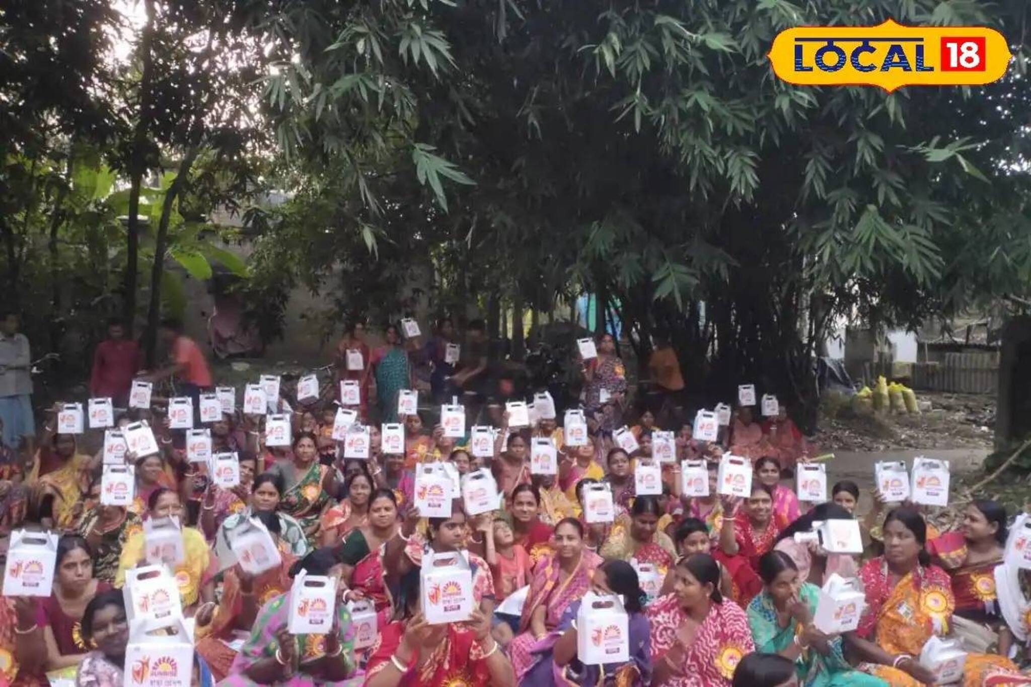 মশলাতেও ভেজাল! গ্রামের মহিলাদের আসল-নকল তফাৎ শেখাচ্ছে যুবরা