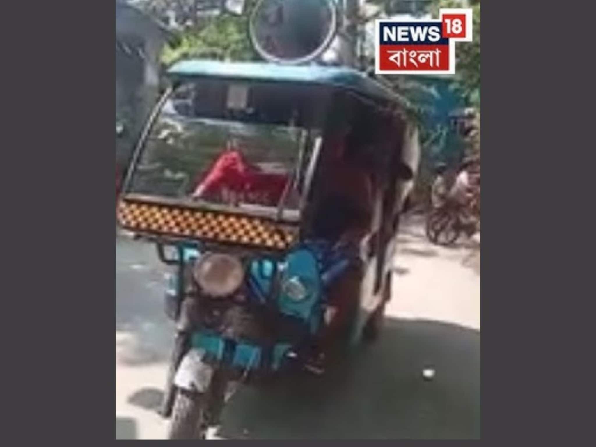 রাজ্য সরকারের বাংলার বাড়ি প্রকল্পে কাটমানির অভিযোগ নেতার বিরুদ্ধে! টাকা ফেরাতে মাইকিং