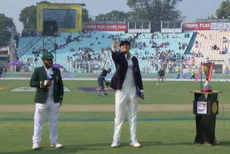 মিলল না কারও তথ্য! ইডেন টেস্টে টসের কয়েনের রহস্য ভেদ, কী রয়েছে কয়েনে? জেনে নিন