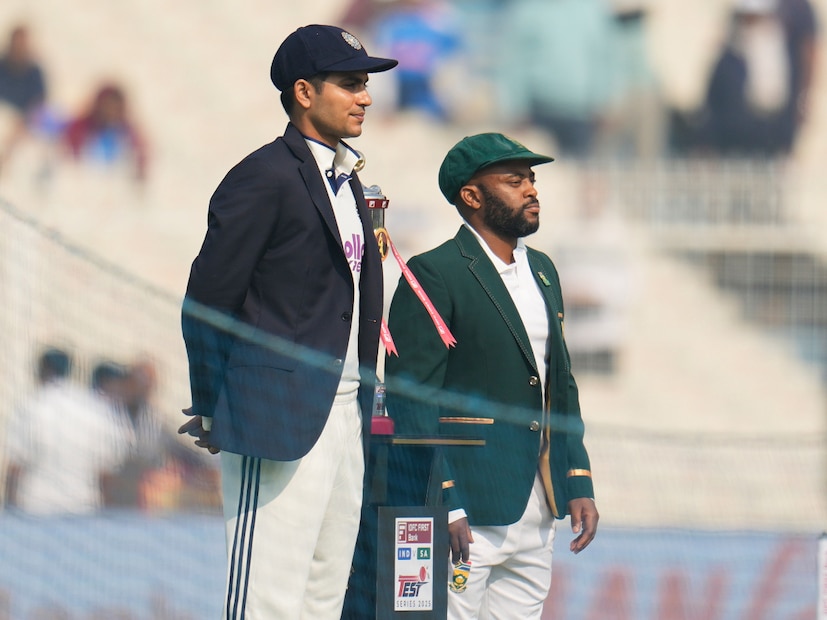 সিএবি সভাপতি সৌরভ গঙ্গোপাধ্যায় আগেই জানিয়েছিলেন যে এই মুদ্রাটি বিশেষভাবে এই সিরিজের জন্য তৈরি করা হয়েছে। ইডেন সাক্ষী থাকল বিশেষ টসের।