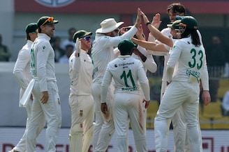 IND vs SA: গুয়াহাটিতে ভারতের ব্যাটিং ভরাডুবি! দ্বিতীয় টেস্টেও কোণঠাসা টিম ইন্ডিয়া