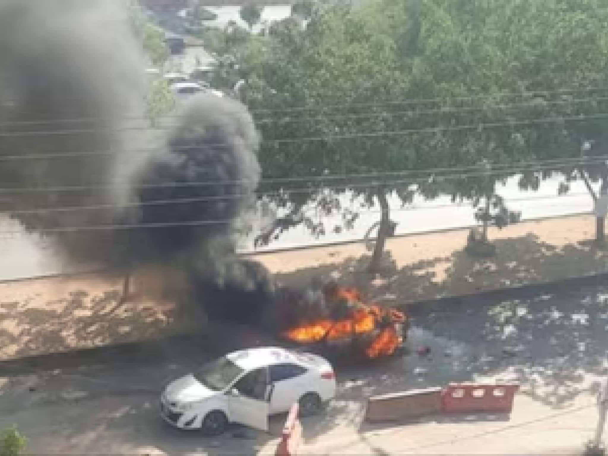 ইসলামাবাদে আদালতের বাইরে বড়সড় বি*স্ফো*রণে নিহত ৯, আহত বহু! বাড়তে পারে হতাহতের সংখ্যা