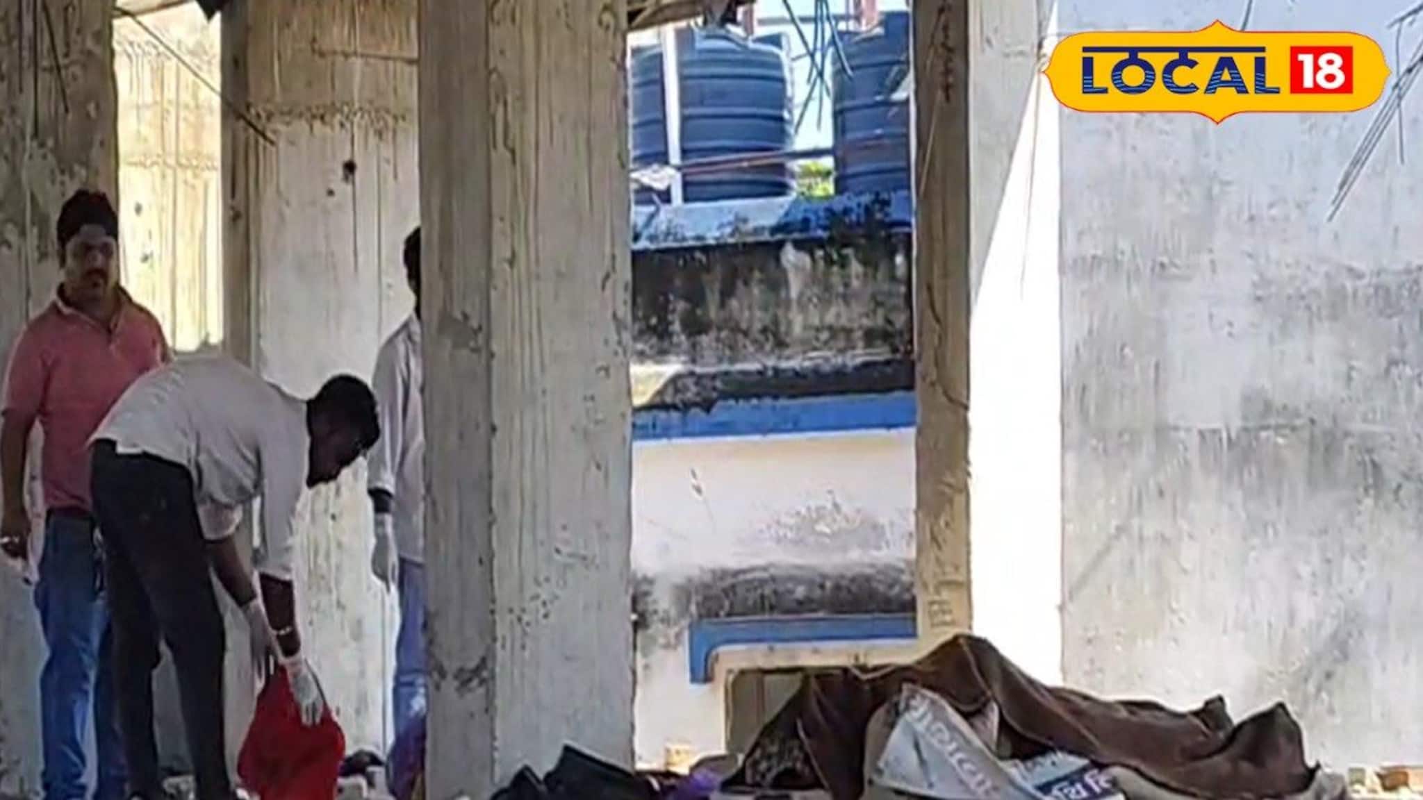 ইসলামপুরে নির্মীয়মাণ ভবন থেকে পচা দুর্গন্ধ, স্থানীয়রা উদ্ধার করল মৃতদেহ!