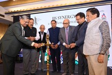 কলকাতার জন্য বিশেষ রোড শো, রঙিন রত্নপাথরের আলোয় সাজবে শহর, জয়পুর জুয়েলারি শো চমক দেবে