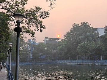 সাগরের উপর নিম্নচাপ অঞ্চল, মৎস্যজীবীদের গভীর সমুদ্রে যেতে নিষেধাজ্ঞা,তবে রাজ্যে বৃষ্টি নেই সাগরের উপর নিম্নচাপ অঞ্চল, মৎস্যজীবীদের গভীর সমুদ্রে যেতে নিষেধাজ্ঞা,তবে রাজ্যে বৃষ্টি নেই