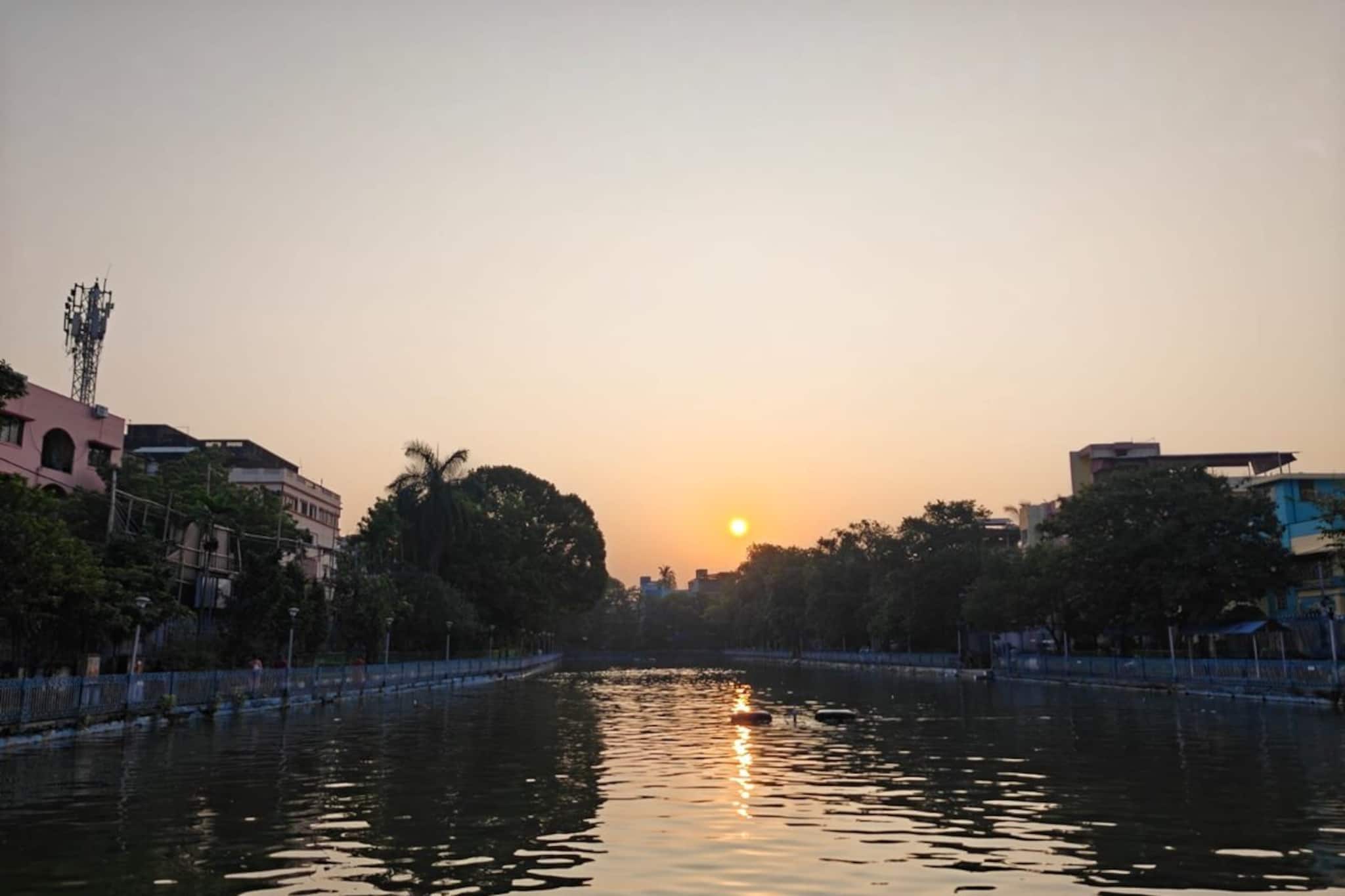 West Bengal Weather Update: বঙ্গোপসাগরে ফের ঘনাচ্ছে নিম্নচাপ ! আগামী কয়েকদিনে রাজ্যে ২-৩ ডিগ্রি বাড়বে তাপমাত্রা