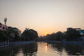 বাতাসে শীতের আমেজ, নামতে পারে তাপমাত্রাও ! রাজ্যে দিনভর আবহাওয়া কেমন থাকবে, দেখে নিন