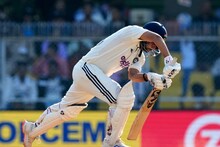 একের পর এক তারকা ব্যটাররা যেখানে ব্যর্থ! সেখানে ব্যাট হাতে বিরল নজির গড়লেন কুলদীপ