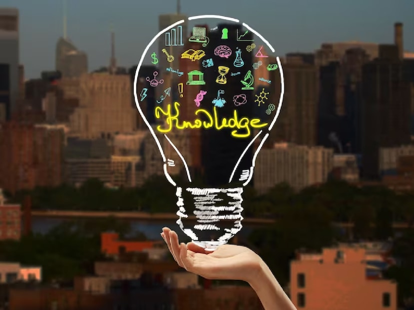 *রুশ: প্রায় ২৫ কোটি মানুষ রাশিয়ান ভাষায় কথা বলে। বিজ্ঞান, মহাকাশ এবং প্রযুক্তির ক্ষেত্রে রাশিয়ান ভাষা গুরুত্বপূর্ণ ভূমিকা পালন করে।