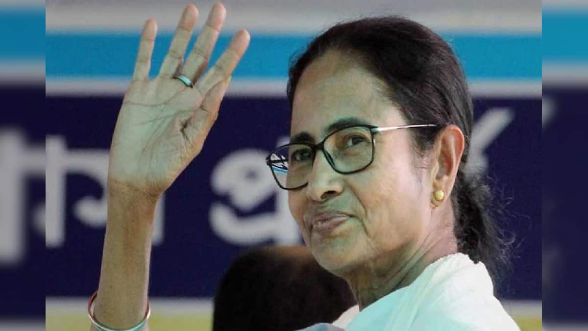 Mamata Banerjee: নারী ক্ষমতায়নে বিশেষ অবদান, জাপানের বিশ্ববিদ্যালয় থেকে মমতা বন্দ্যোপাধ্যায় পেলেন ‘সাম্মানিক ডি.লিট.’ উপাধি Mamata Banerjee: নারী ক্ষমতায়নে বিশেষ অবদান, জাপানের বিশ্ববিদ্যালয় থেকে মমতা বন্দ্যোপাধ্যায় পেলেন ‘সাম্মানিক ডি.লিট.’ উপাধি