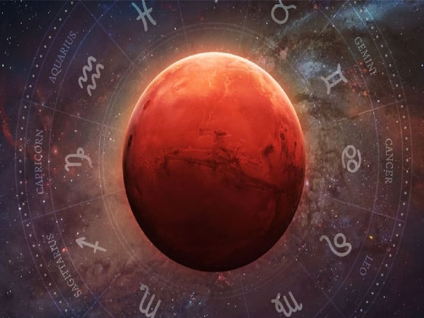  ৭ ডিসেম্বর মঙ্গল গ্রহ ধনু রাশিতে গমন করবে। এমন পরিস্থিতিতে মঙ্গল ও বৃহস্পতির মধ্যে সমসপ্তক যোগও তৈরি হবে। মঙ্গল সাহস, শক্তি, নেতৃত্বের ক্ষমতা, এনার্জি ইত্যাদির কারক। এমন পরিস্থিতিতে মঙ্গল গ্রহের গোচরের ফলে মিথুন ও কর্কট সহ ৫টি রাশির সাহস ও শক্তি বৃদ্ধি পাবে। ব্যবসায় লাভ হবে এবং আপনার ব্যাঙ্ক ব্যালেন্সও বৃদ্ধি পাবে।