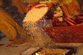 হওয়া কাজ স্তব্ধ! বিবাহিত জীবনে মৃত্যুযোগ! কুষ্ঠিতে মাঙ্গলিক যোগ থাকলে লক্ষণ জানুন