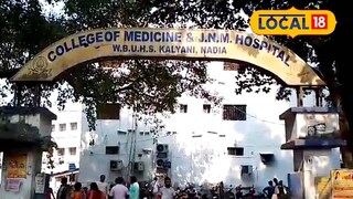 বৃদ্ধকে হাসপাতালে নিয়ে আসা হলে চিকিৎসকেরা মৃত বলে ঘোষণা করেন