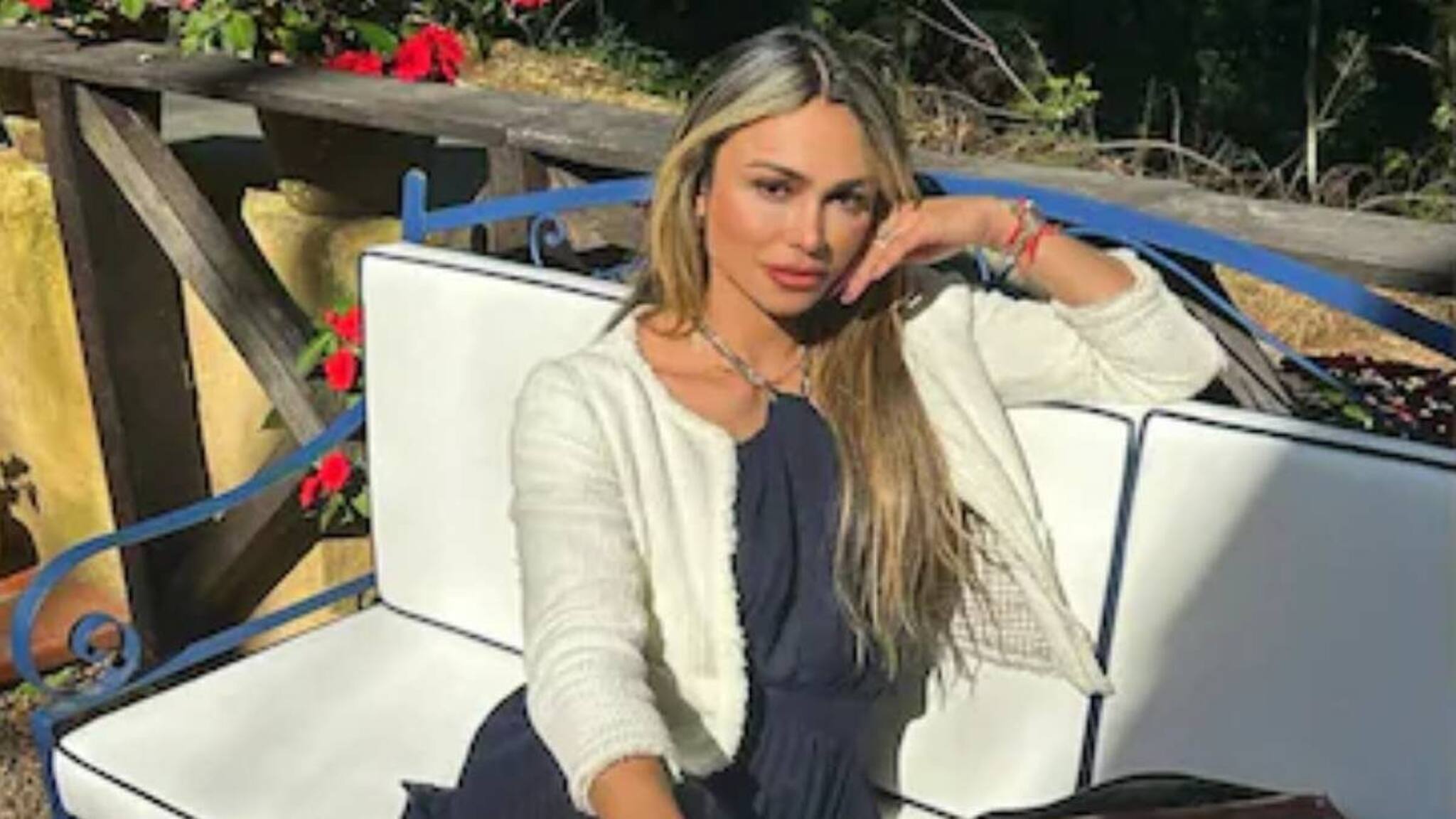 Social Media Influencer: সোশ্যাল মিডিয়ায় ২ লক্ষের বেশি ফলোয়ার! বহুতল অ্যাপার্টমেন্টে নিজের ফ্ল্যাটের বারান্দা থেকে পড়ে রহস্যমৃত্যু তরুণী ফিটনেস ইনফ্লুয়েন্সারের