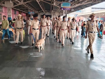 নিরাপত্তা জোরদার করা হয়েছে